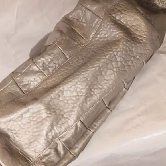 Badgley Mischka Kisha Large Bag - Picture 9 of 14